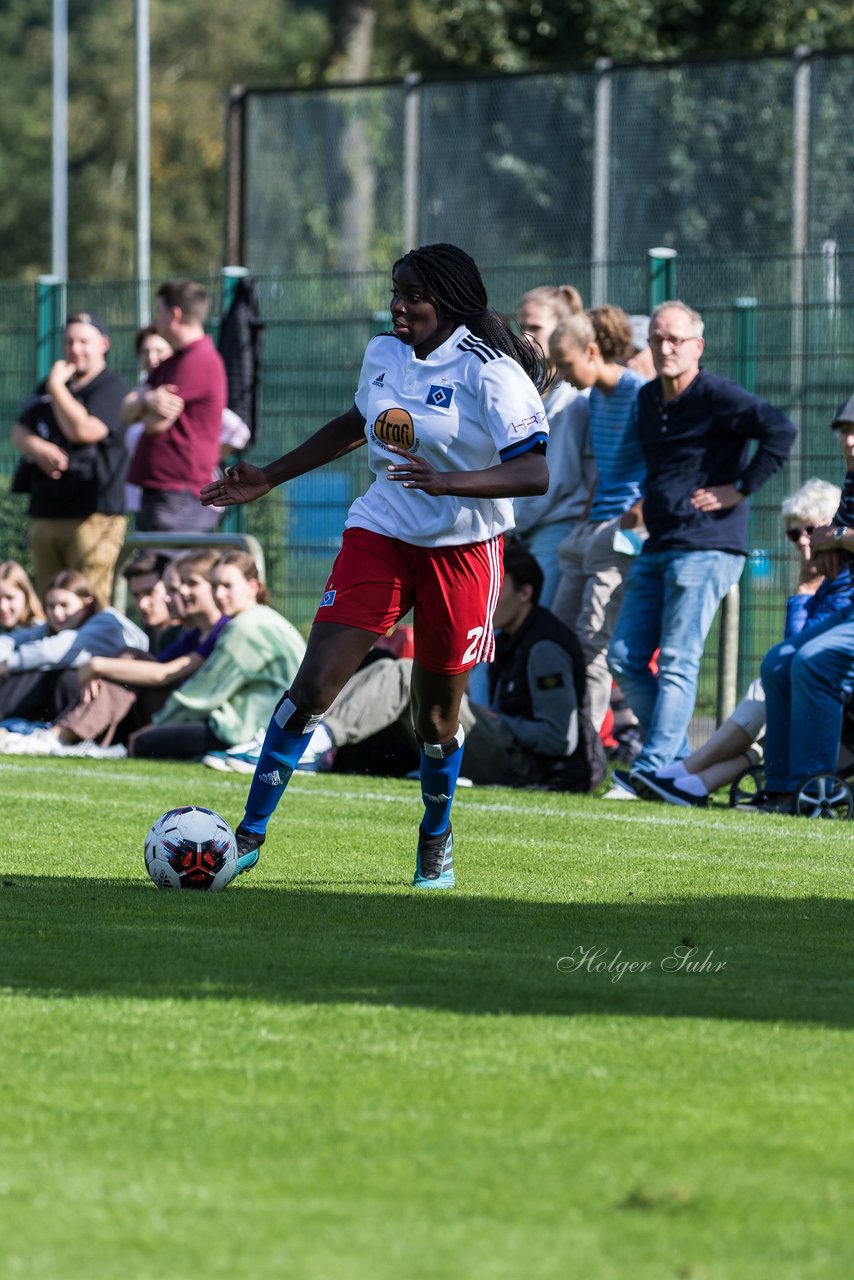 Bild 374 - wBJ Hamburger SV - Holstein Kiel : Ergebnis: 2:0